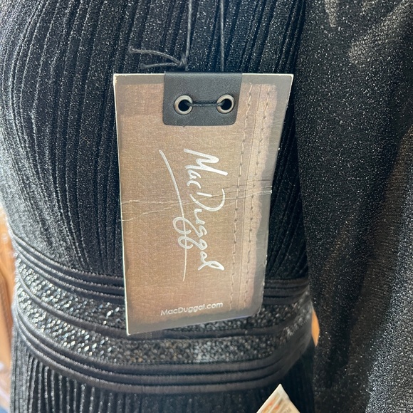 NWT Mac Duggal 30750 Size 6 Black Shimmering 3/4 Sleeve A-line Midi Dress - Picture 4 of 15